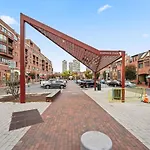 New 1-Bd In Prime Philly Location With King Bed